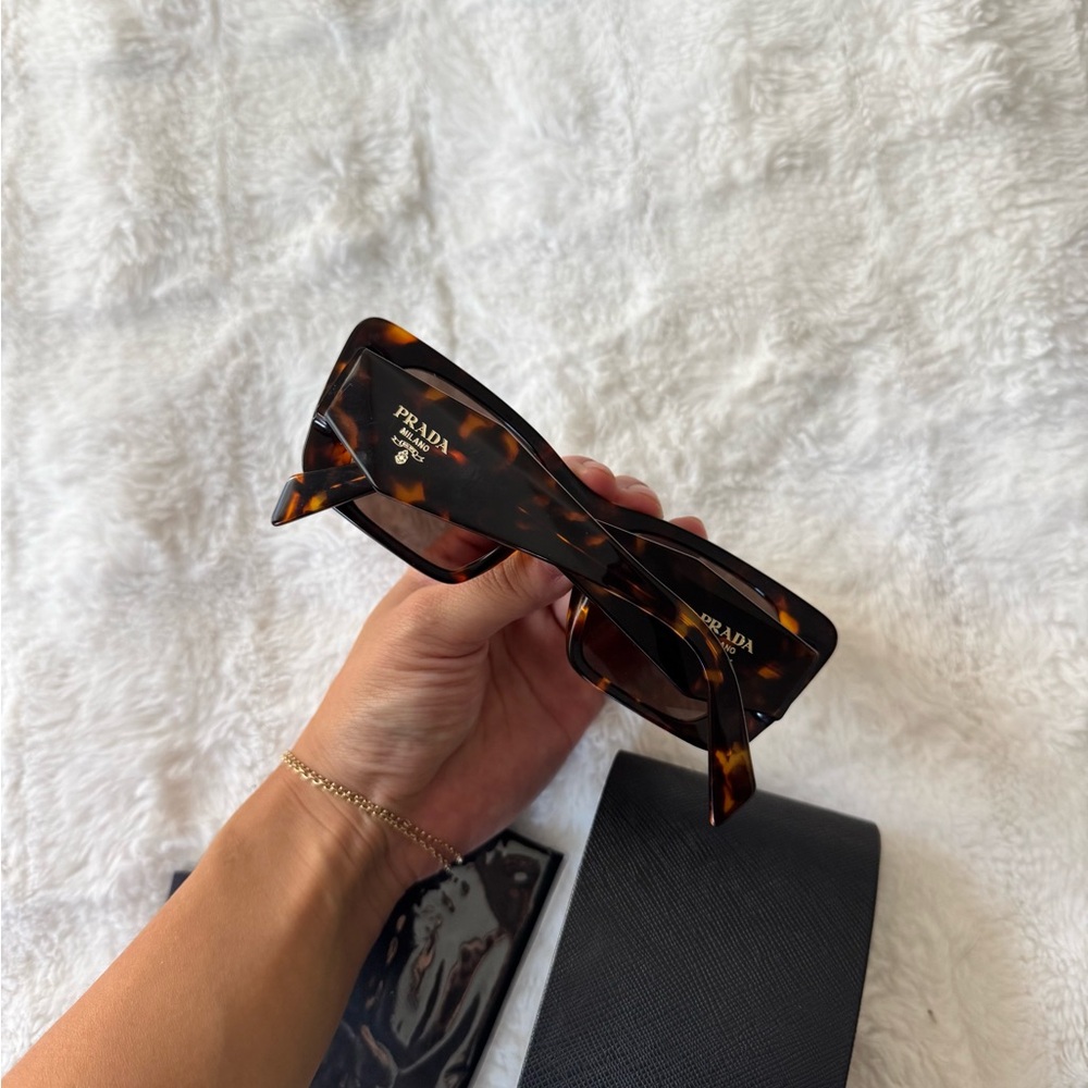 Prada Sunglasses - Picture 5 of 8